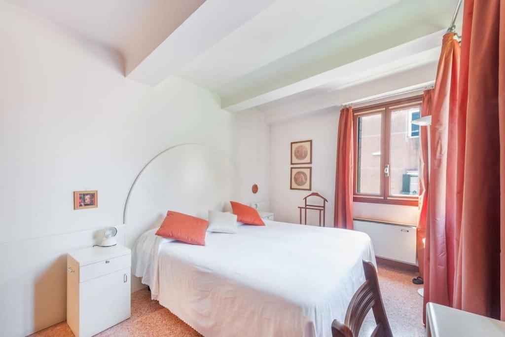 Ca' De La Comare, Relaxing And Elegant Apartment On Canal Grande Venecia Exterior foto